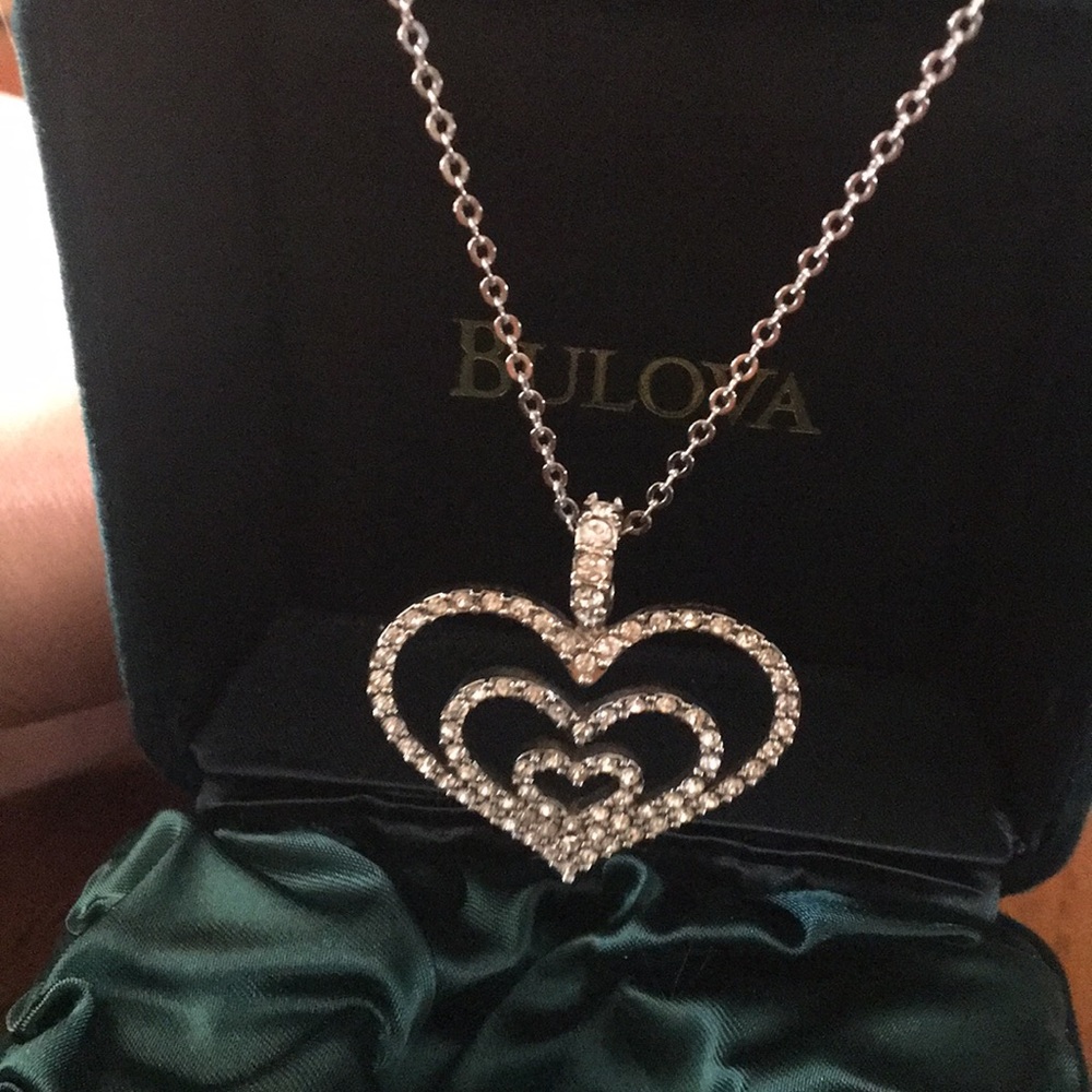 Nolan Miller silver heart necklace